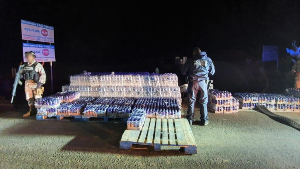 Policía Federal y SEDENA aseguraron droga en latas de jugo en Baja California