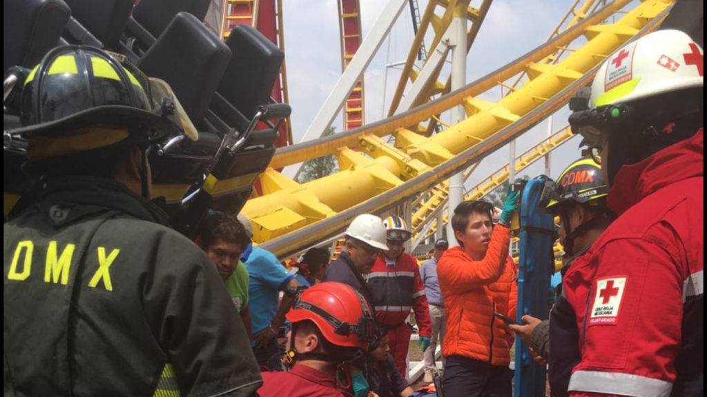 2 muertos y 5 heridos, saldo de accidente en la Feria de Chapultepec