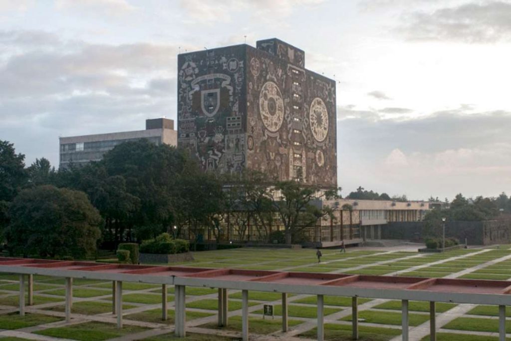 UNAM