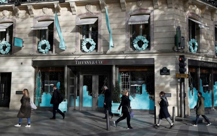 Louis Vuitton compra Tiffany en 16 mil 200 millones de dólares