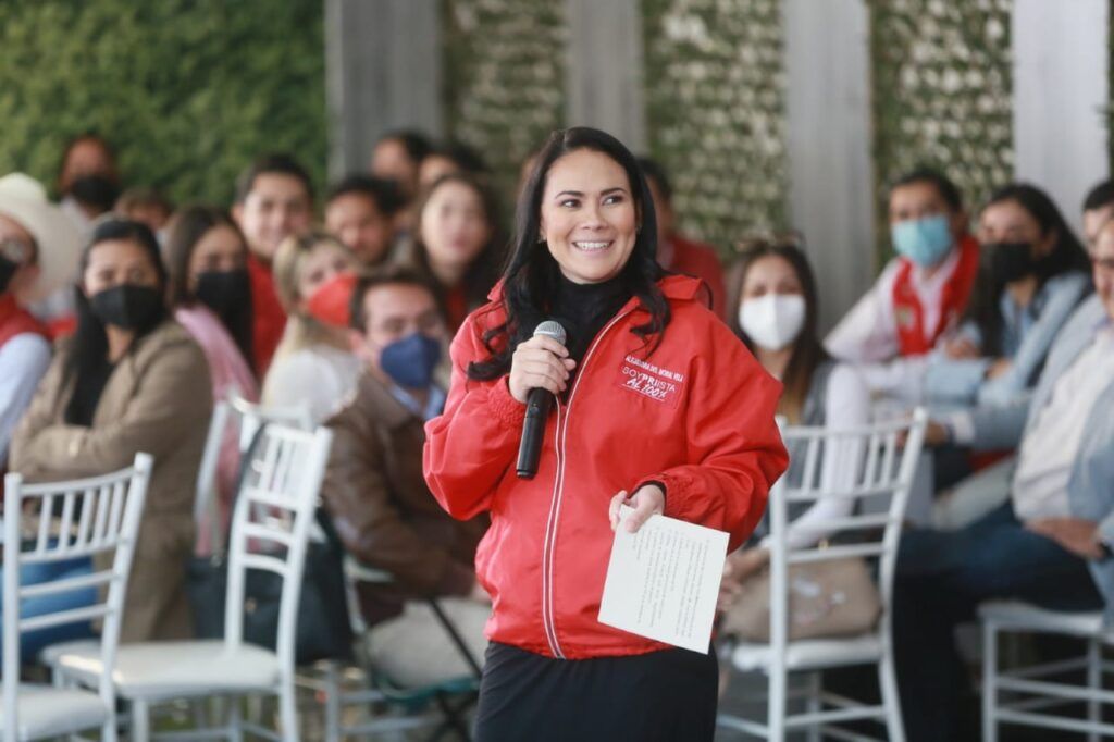 Alejandra Del Moral